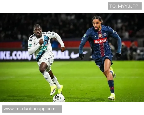 巴黎FC主帅信心满满期待在法国杯中挑战巴黎圣日耳曼制造惊喜